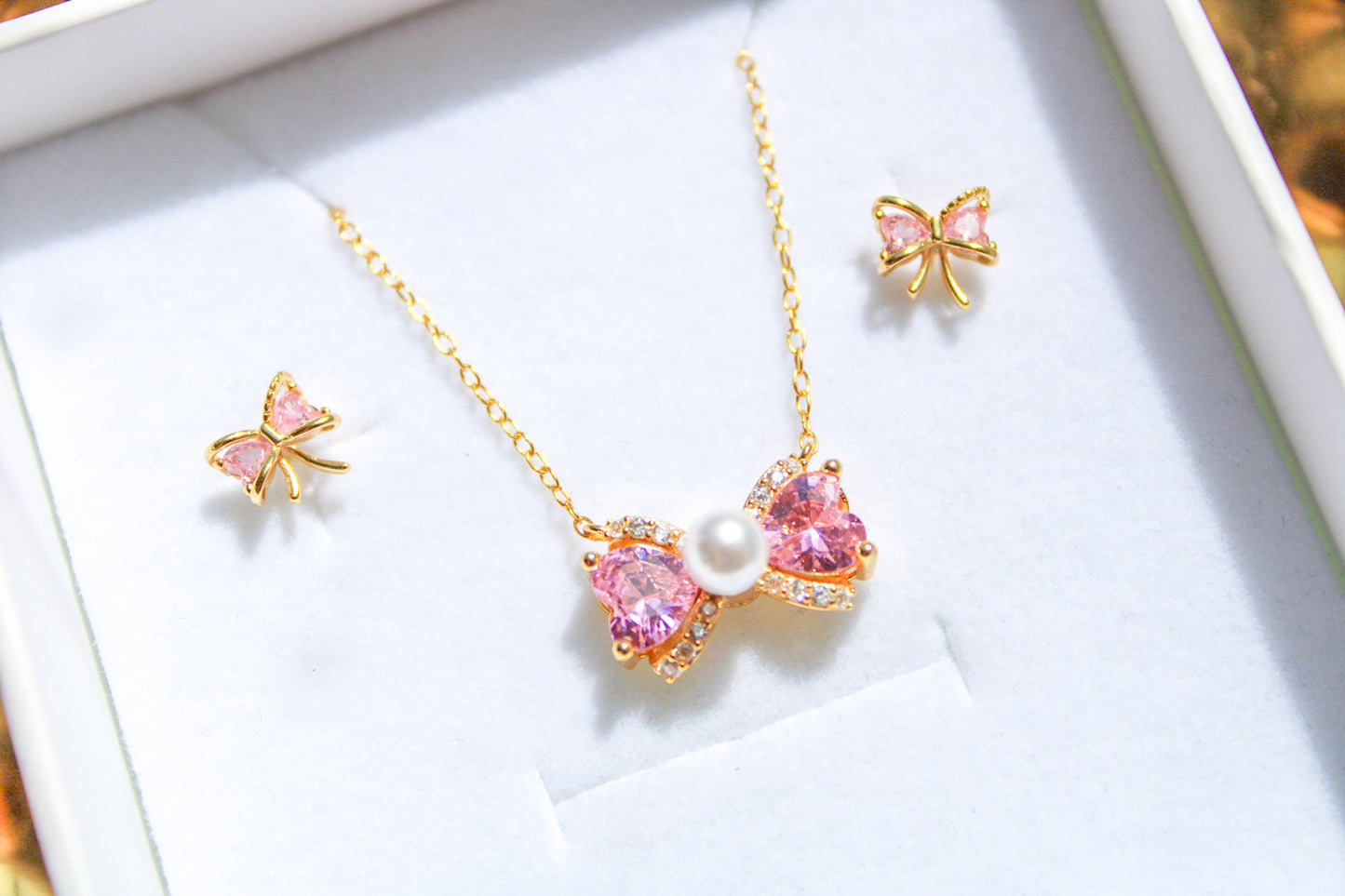 Lilly Bow Necklace and Earrings