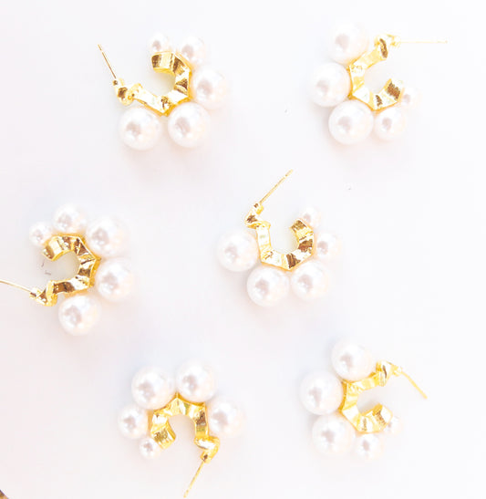 Sammy Pearl Earrings