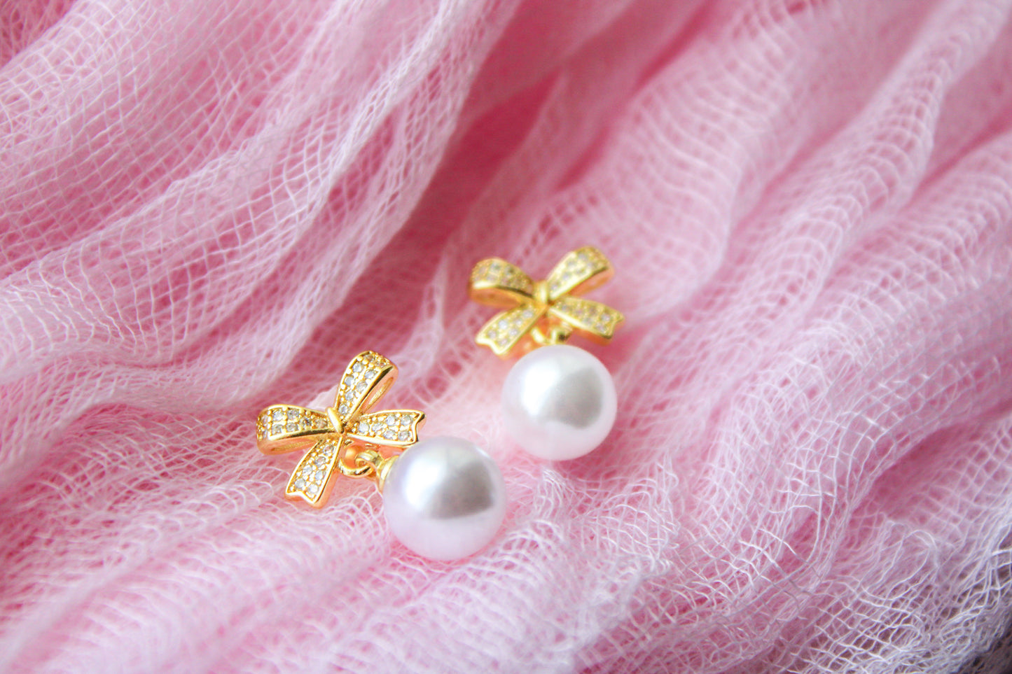 Bailey Bow and Pearl Studs